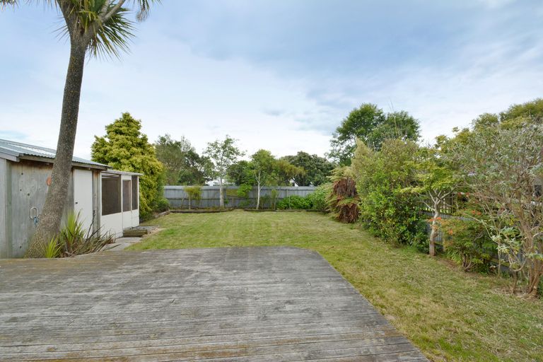 Photo of property in 100 Melbourne Street, South Dunedin, Dunedin, 9012