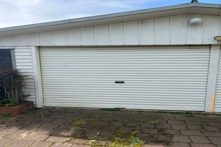 Photo of property in 14 Yeoman Place, Howick, Auckland, 2014