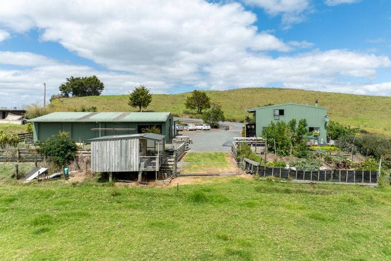 Photo of property in 135 Central Road, Mareretu, Maungaturoto, 0571