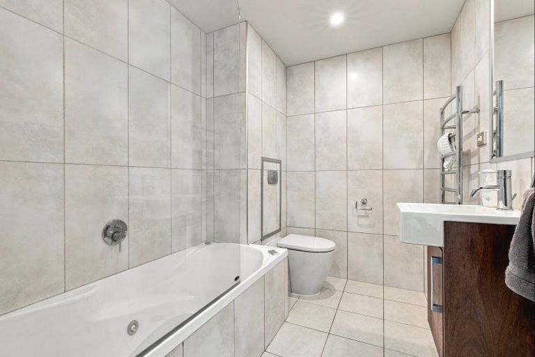 Photo of property in 101 On Roberts, 2/101 Roberts Street, Taupo, 3330