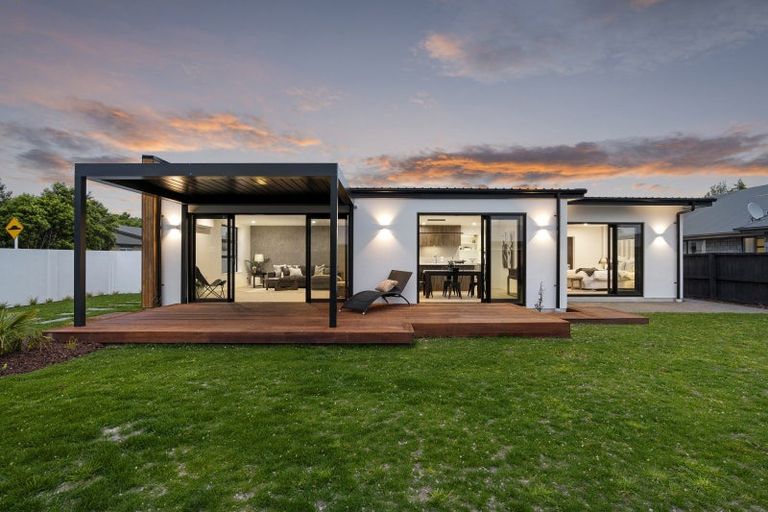 Photo of property in 33 Marshall Street, Rangiora, 7400