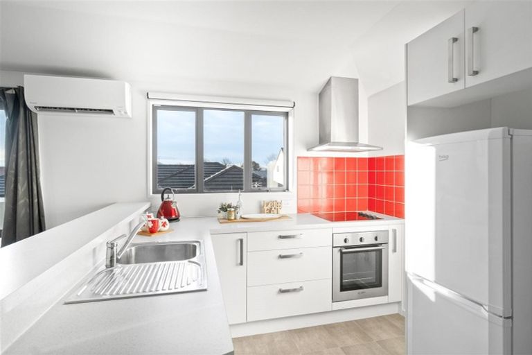 Photo of property in 2/324 Stanmore Road, Richmond, Christchurch, 8013