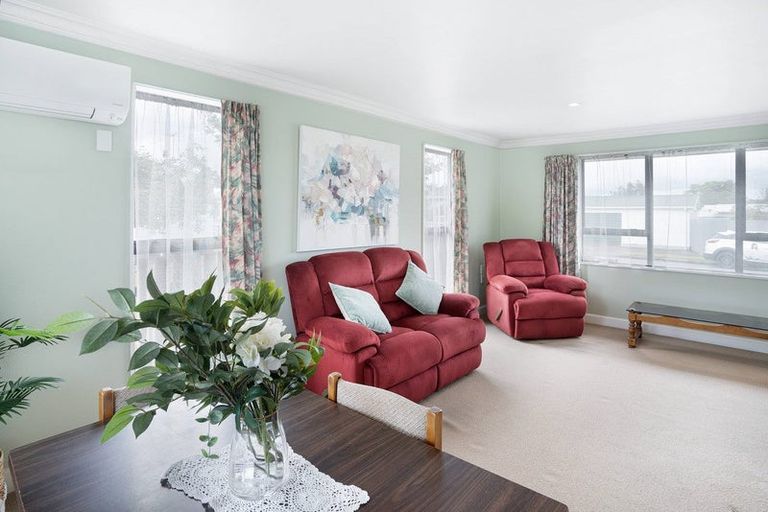 Photo of property in 2a Jones Place, Masterton, 5810