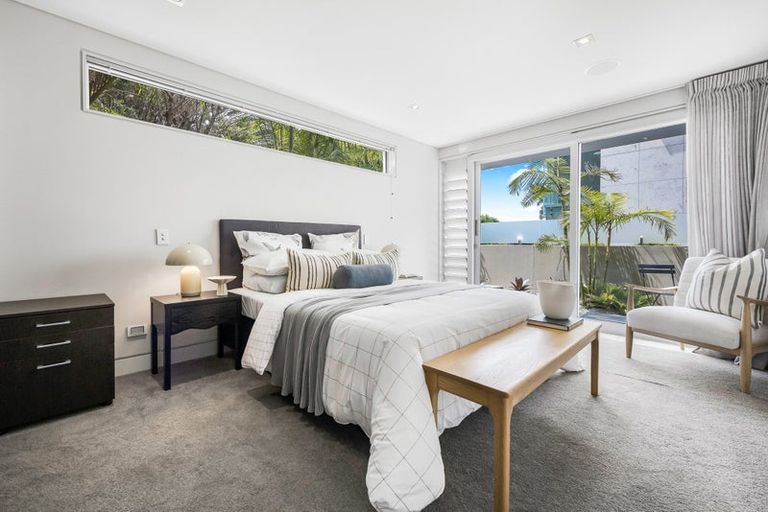 Photo of property in 21 Brighton Terrace, Mairangi Bay, Auckland, 0630