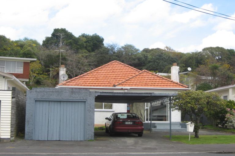 Photo of property in 97 Fulford Street, New Plymouth, 4310