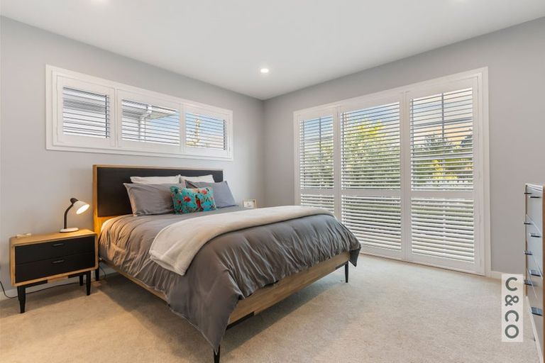 Photo of property in 37 Nobilo Road, Kumeu, 0810