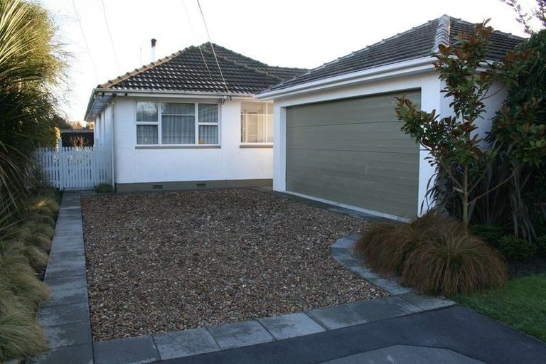 Photo of property in 47 Acacia Avenue, Upper Riccarton, Christchurch, 8041