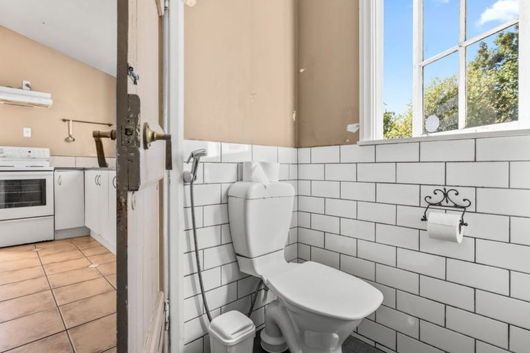 Photo of property in 36 Olliviers Road, Phillipstown, Christchurch, 8011