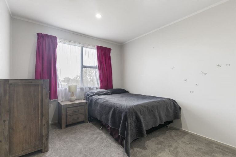 Photo of property in 94 Sycamore Drive, Sunnynook, Auckland, 0620