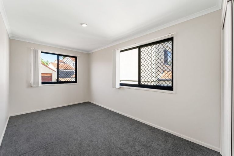 Photo of property in 6c Voyager Drive, Gulf Harbour, Whangaparaoa, 0930