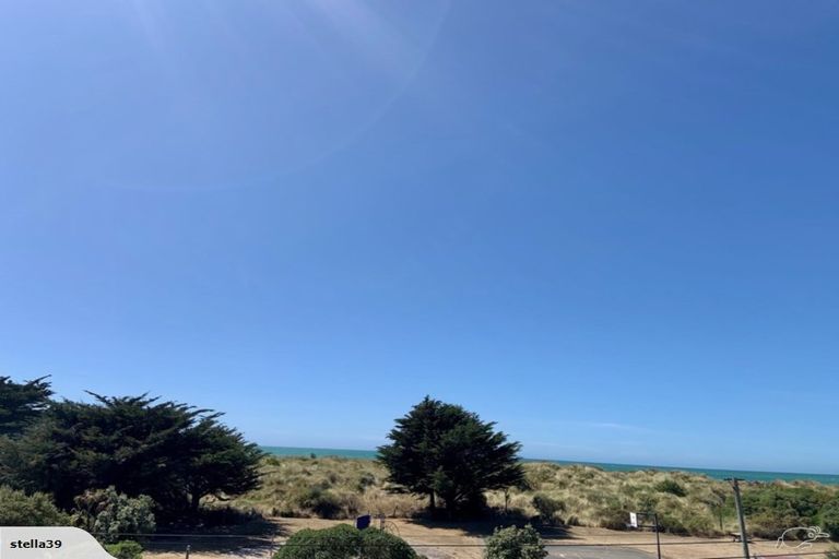 Photo of property in 378 Marine Parade, South New Brighton, Christchurch, 8062