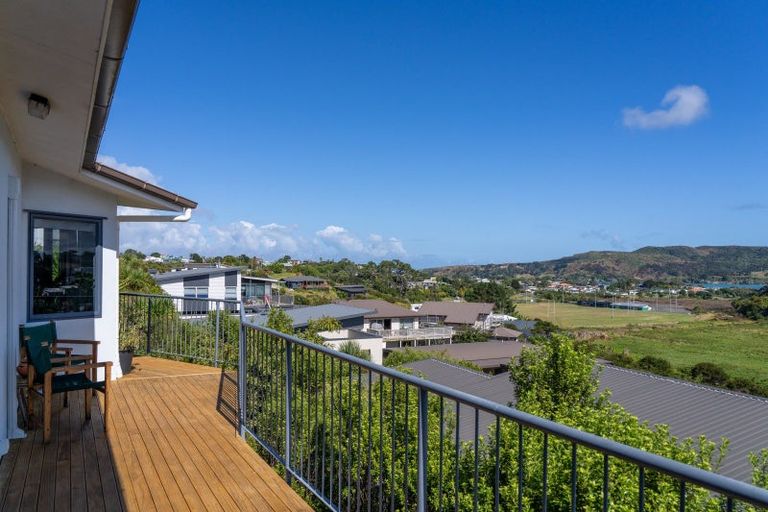 Photo of property in 25l Violet Street, Raglan, 3225