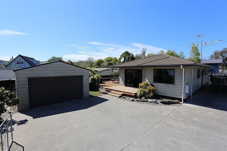 Photo of property in 11b De Lautour Road, Kaiti, Gisborne, 4010