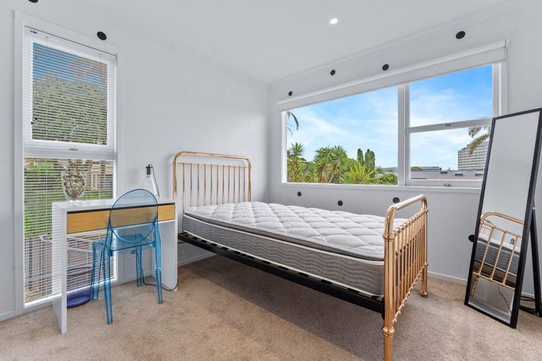 Photo of property in 1/49 Lake View Road, Takapuna, Auckland, 0622