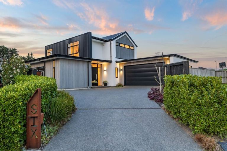 Photo of property in 6 O'rourke Place, Casebrook, Christchurch, 8051