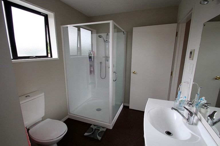 Photo of property in 2 Margaret Street, Gore, 9710