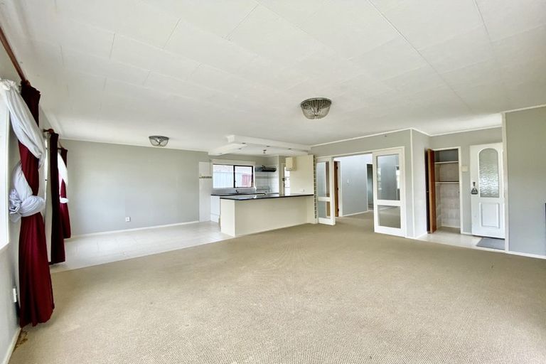 Photo of property in 109 Everglade Drive, Totara Heights, Auckland, 2105