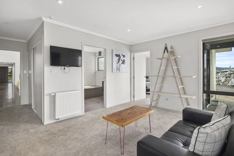 Photo of property in 220 Taieri Peak Road, Meadowbank, Palmerston, 9481