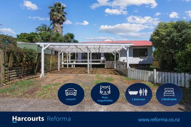 Photo of property in 17a Leaming Place, Clarks Beach, 2122