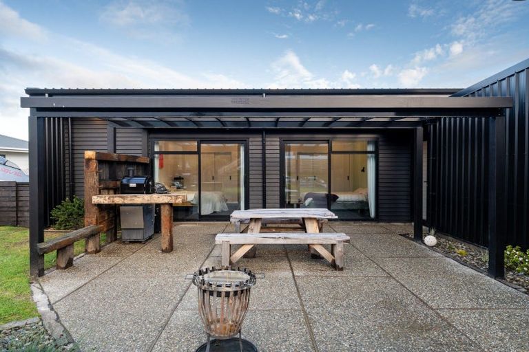 Photo of property in 10 Okahau Terrace, Warrington, 9471