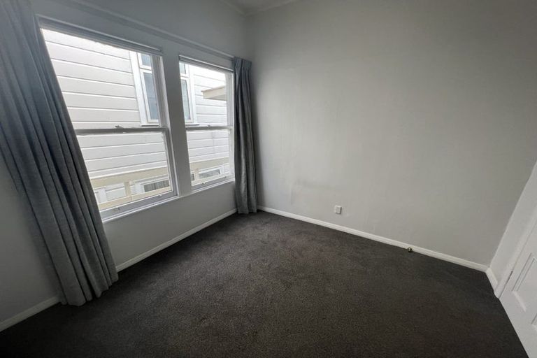 Photo of property in 61b Pirie Street, Mount Victoria, Wellington, 6011