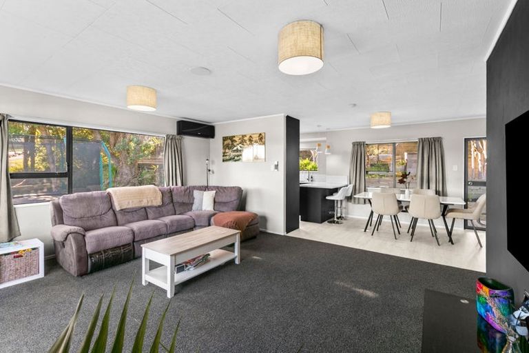 Photo of property in 8 Puketotara Street, Highlands Park, New Plymouth, 4312