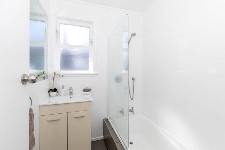 Photo of property in 24 Minifie Avenue, Melville, Hamilton, 3206