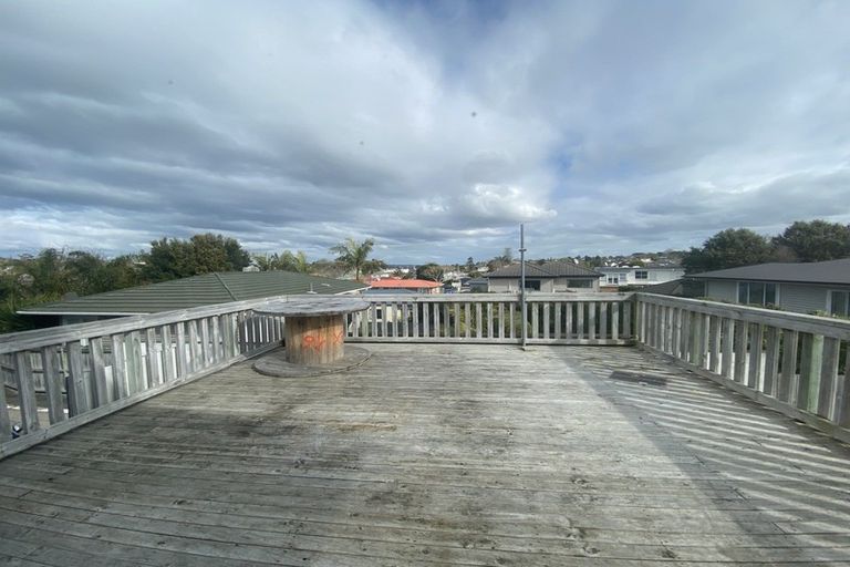 Photo of property in 53a Wellington Street, Howick, Auckland, 2014