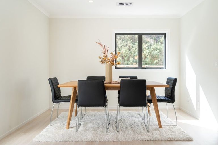 Photo of property in 29 Farnworth Terrace, Churton Park, Wellington, 6037