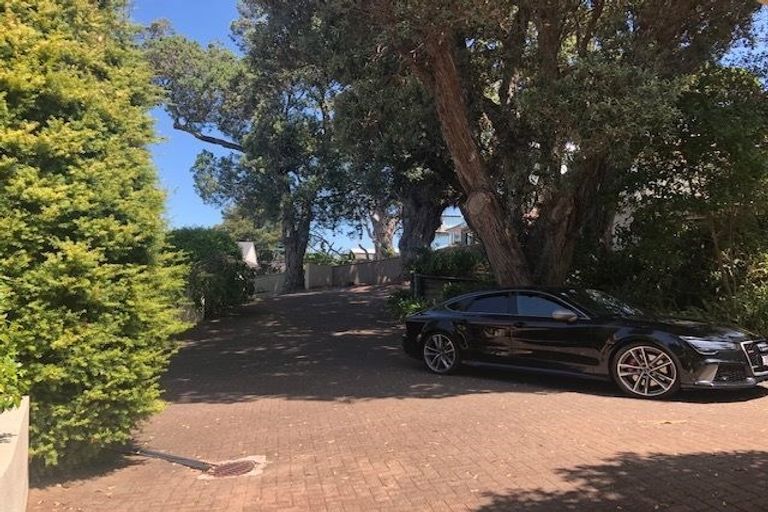 Photo of property in 2/13 Prospect Terrace, Milford, Auckland, 0620