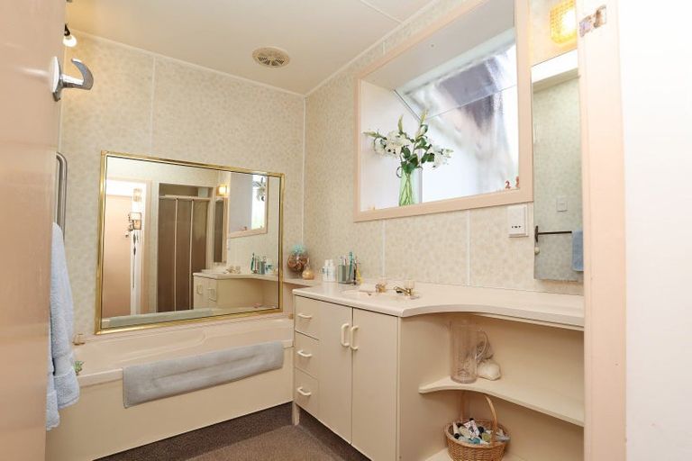 Photo of property in 102 Grey Street, Gladstone, Invercargill, 9810