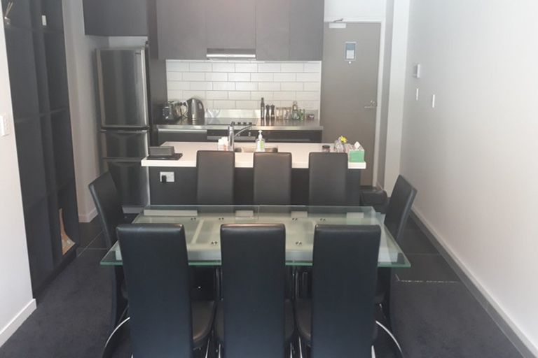 Photo of property in Frame Apartments, 903/111 Molesworth Street, Thorndon, Wellington, 6011