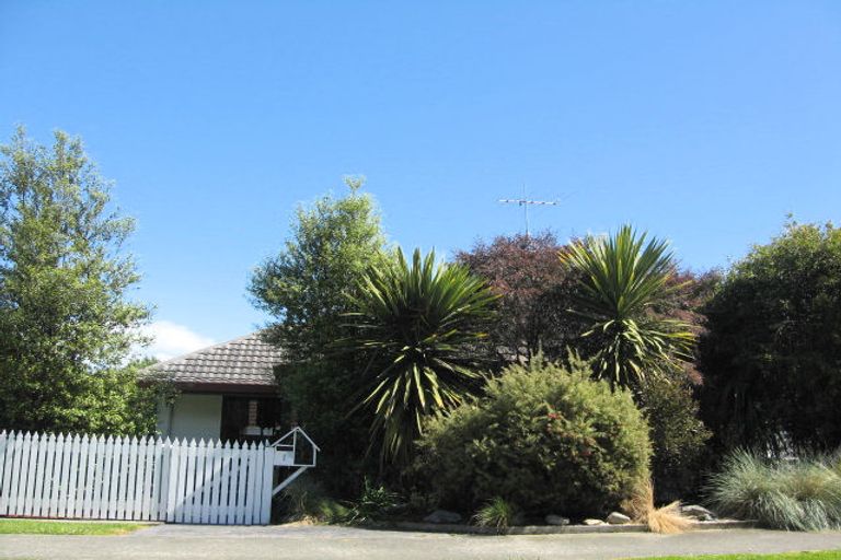 Photo of property in 1 Clovelly Street, Atawhai, Nelson, 7010