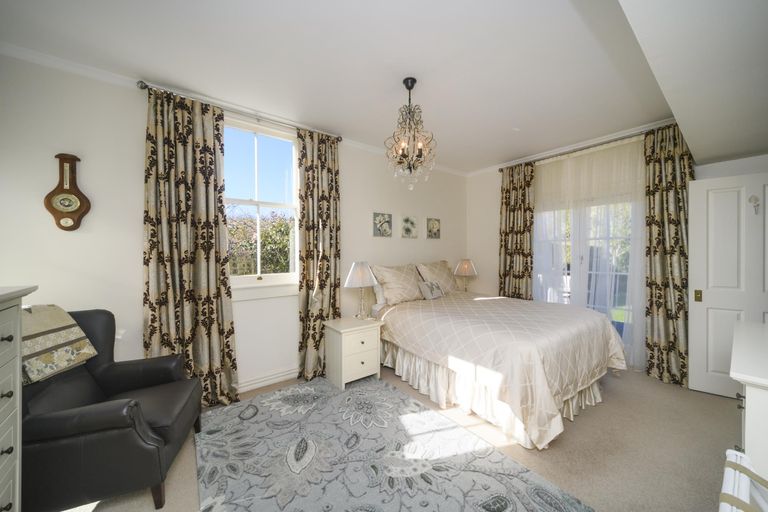 Photo of property in 130 Newbury Line, Newbury, Palmerston North, 4478