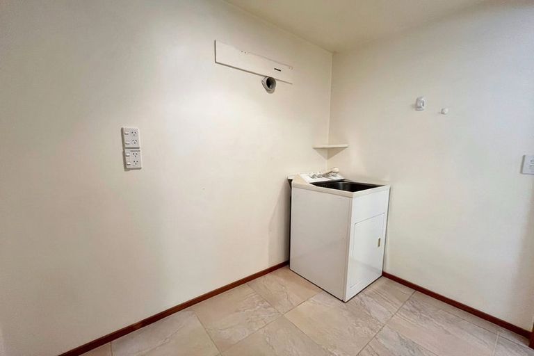 Photo of property in 2/82 Middleton Road, Upper Riccarton, Christchurch, 8041