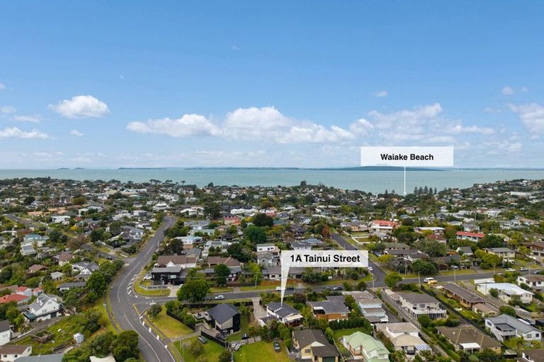 Photo of property in 1a Tainui Street, Torbay, Auckland, 0630