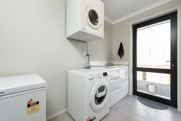 Photo of property in 9 Kayelene Place, Omokoroa, 3114