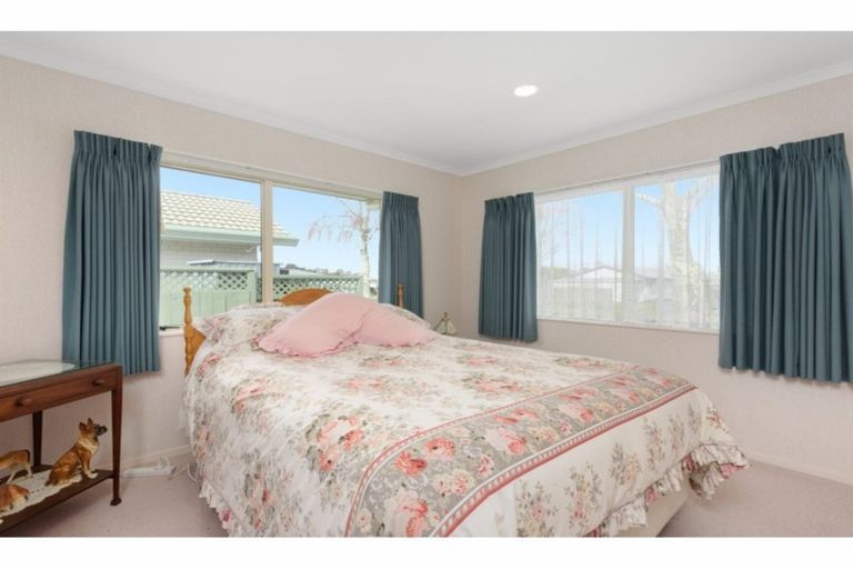 Photo of property in 26 Ngahere Street, Otumoetai, Tauranga, 3110