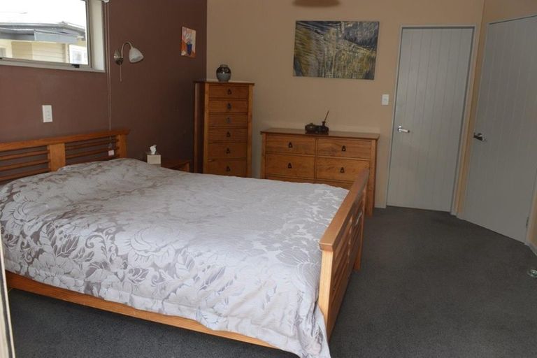 Photo of property in 6 Bell Street, Otane, 4202