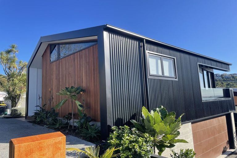 Photo of property in 34 Moncks Spur Road, Redcliffs, Christchurch, 8081