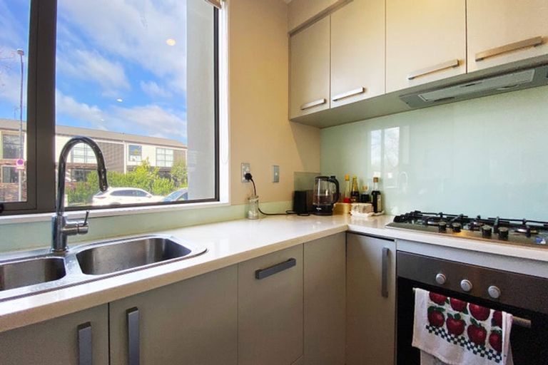 Photo of property in 3 Windfola Parkway, Takanini, 2112