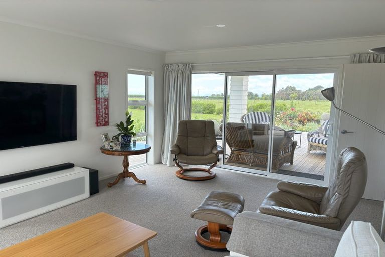 Photo of property in 60 Turangi Road, Motunui, Waitara, 4383