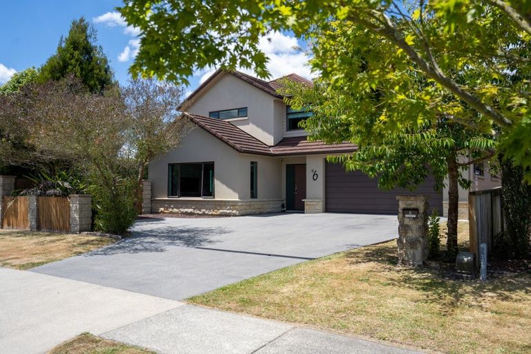 Photo of property in 6 Honiss Place, Cambridge, 3434