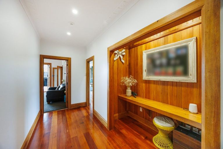 Photo of property in 75 Limbrick Street, Terrace End, Palmerston North, 4410