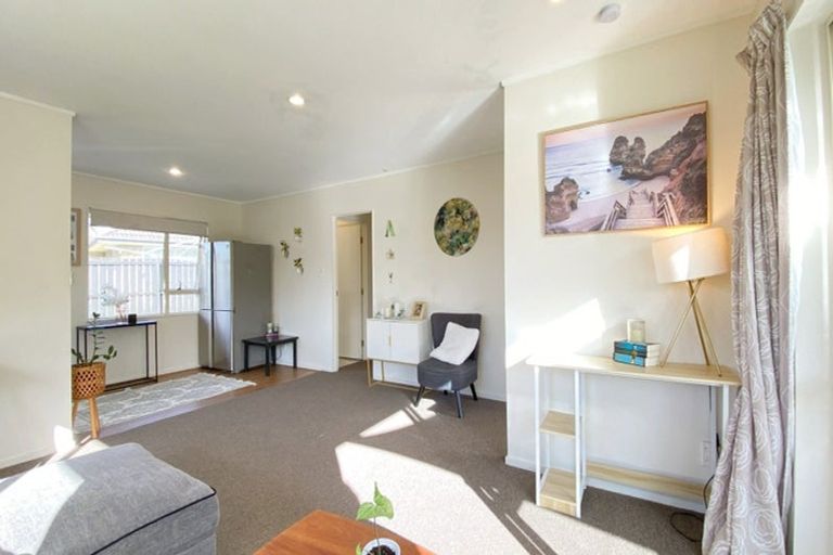 Photo of property in 14 Legacy Drive, Henderson, Auckland, 0612