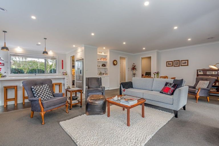 Photo of property in 33 Elmira Avenue, Hokowhitu, Palmerston North, 4410