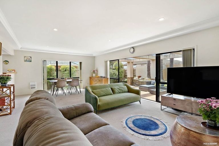 Photo of property in 10 Sheddings Lane, East Tamaki, Auckland, 2016