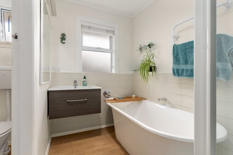 Photo of property in 254 Halswell Road, Halswell, Christchurch, 8025