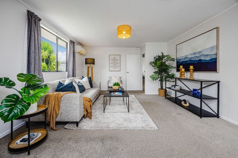 Photo of property in 2/136 Buckland Road, Mangere East, Auckland, 2024