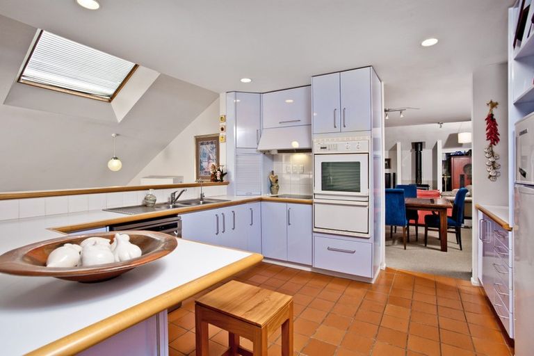 Photo of property in 154 Chelsea View Drive, Chatswood, Auckland, 0626